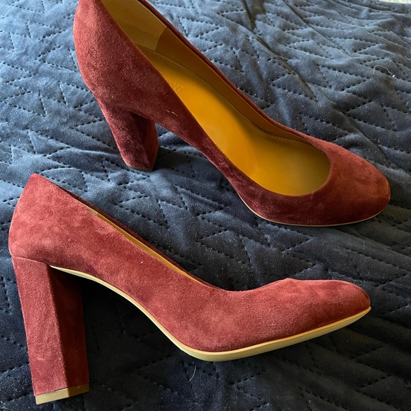 J. Crew Shoes - J Crew Etta suede pumps. NWOT